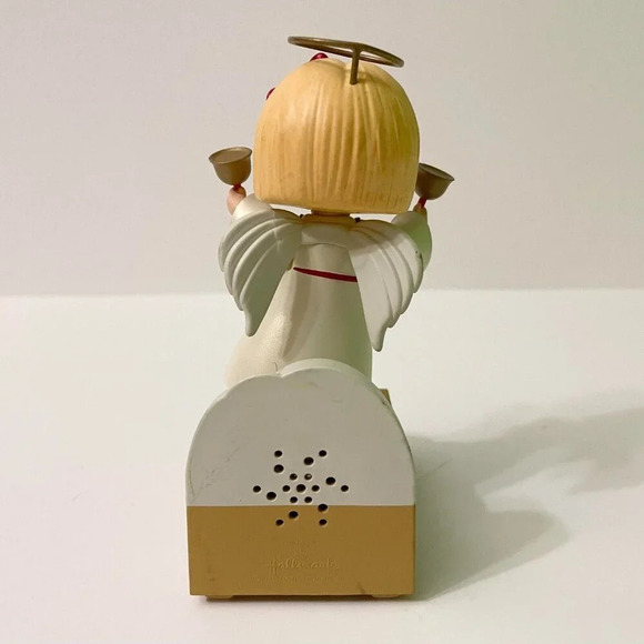 Hallmark Wireless Childrens Angel Choir Hope Christmas Pageant - Picture 8 of 17